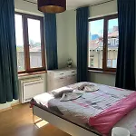 Rio Sunny 2Bdr Apt Near Ndk - Metro - Non-Stop Paid Public Parking