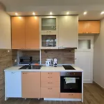 Rio Sunny 2Bdr Apt Near Ndk - Metro - Non-Stop Paid Public Parking