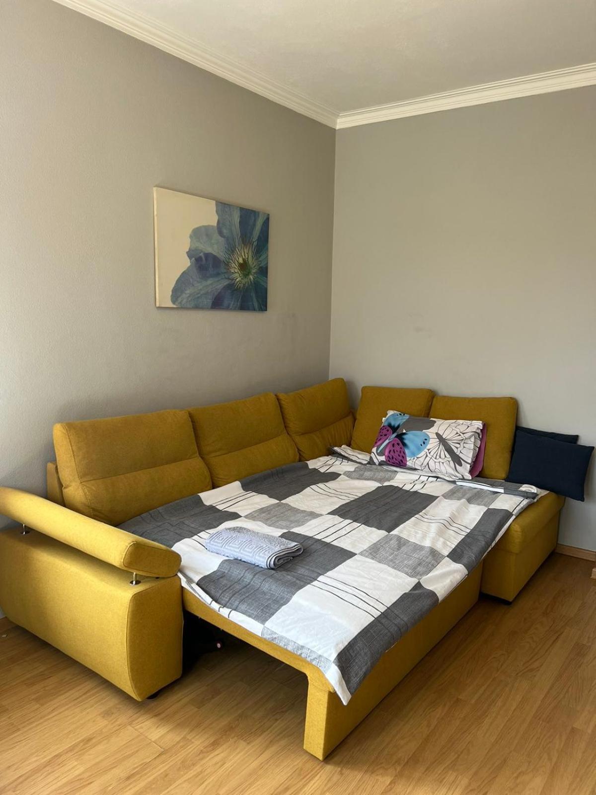 Rio Sunny 2bdr Near Ndk - Metro - Non-stop Paid Public Parking Apartemen Sofia